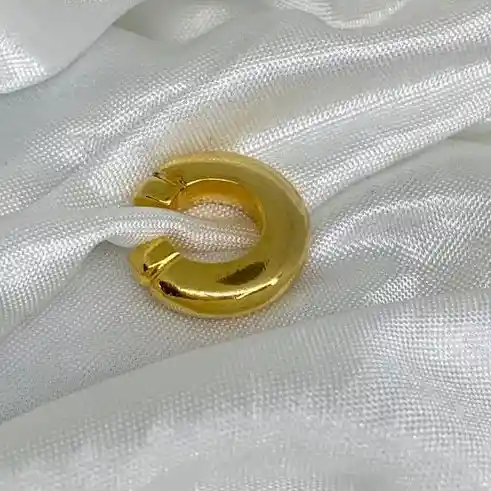 Earcuff Dorado Grande Plano 16652