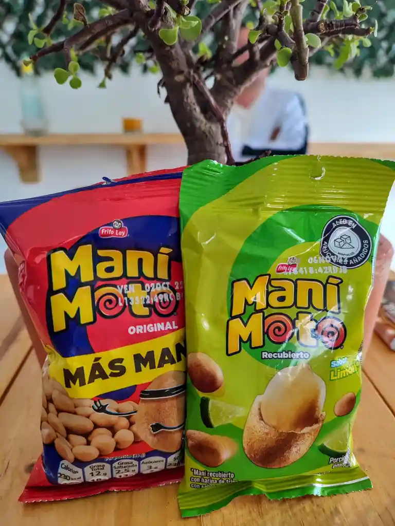   Mani Moto  