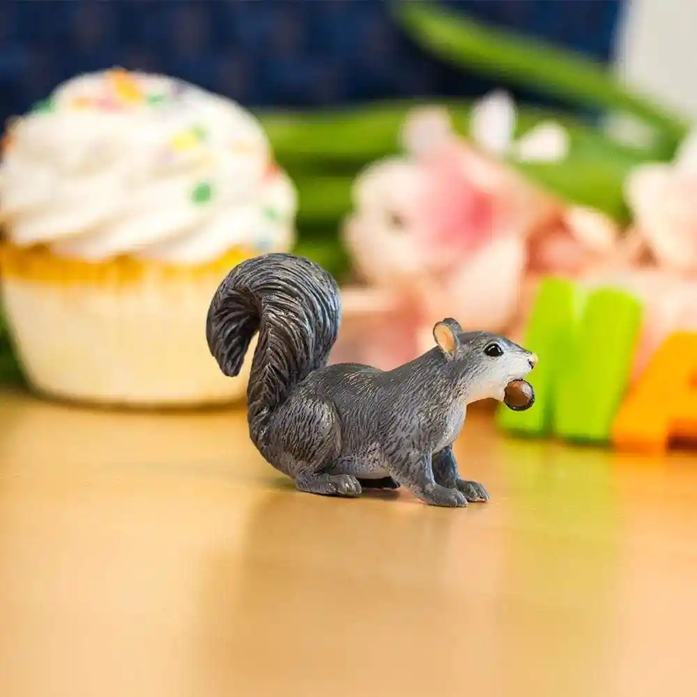 Figura De Animales Ardilla Gris Colección Para Niños Y Niñas