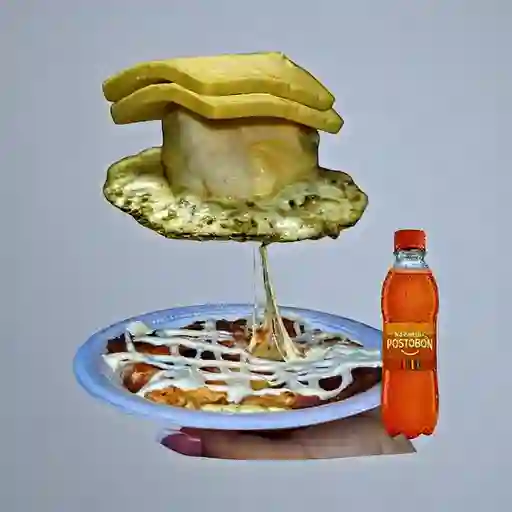 Combo Arepa Megaqueso + Naranja Postobón 250 ml
