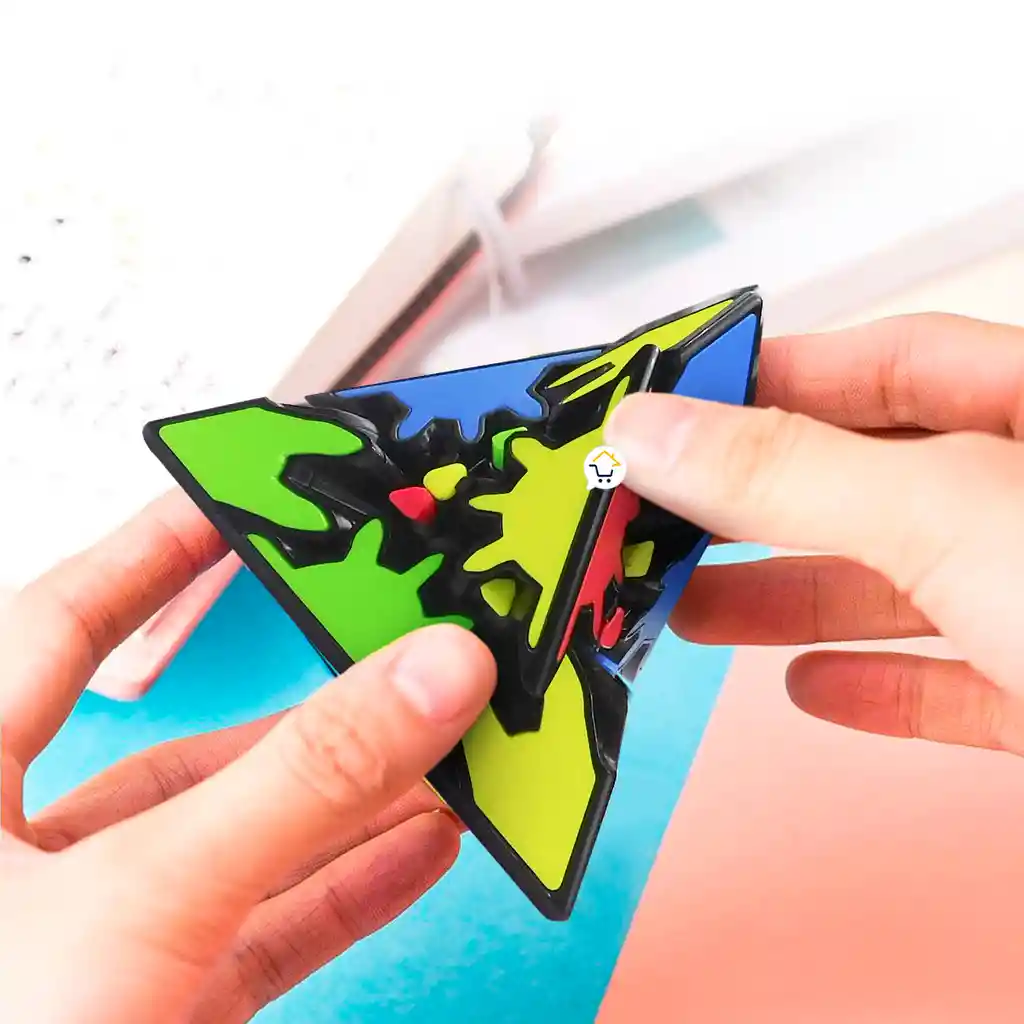 Cubo Rubik Pirámide Engranaje Rompecabezas Mágico