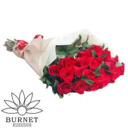 Rosas Rojas En Bouquet De Amor Y Amistad