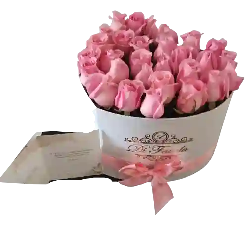 Caja Mediana De Rosas Rosadas En Forma De Corazon