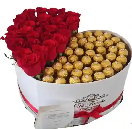 Corazon Extra Grande De 36 Rosas Y 50 Ferrero