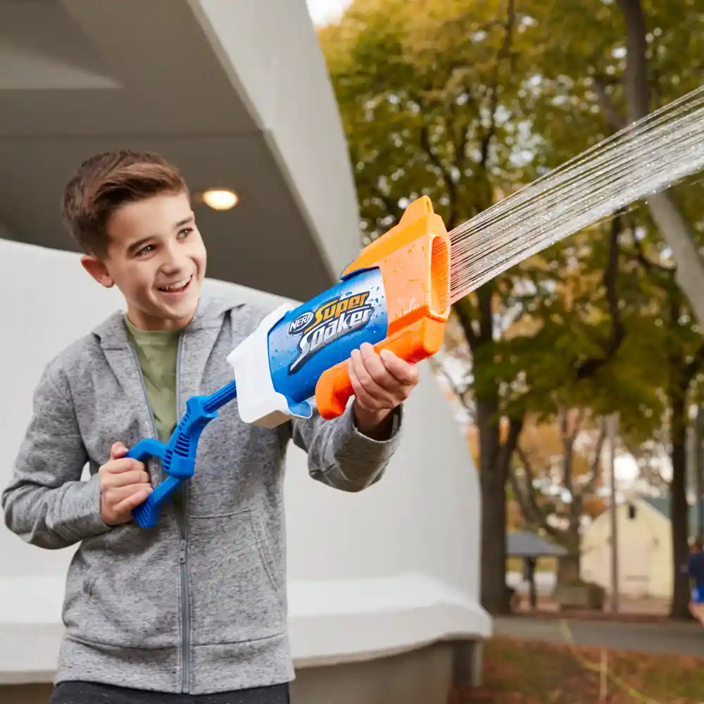 Lanzador Supersoaker Rainstorm Hasbro