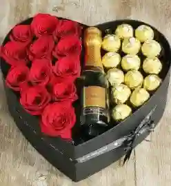 Corazon Chocolates Rosas Vino, San Valentín, Feliz Dia De Los Novios