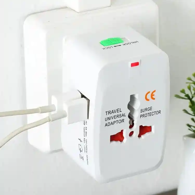 Convertidor Europeo Doble Puerto Usb Adaptador Universal Viajero Plug Adapter Travel