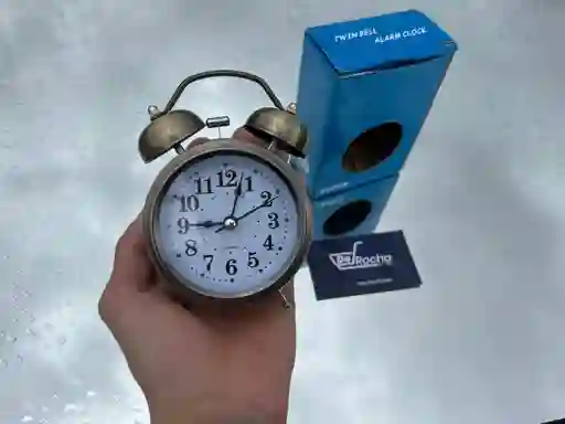 Reloj Alarma Despertador Plateado Análogo Dos Campanas 6025
