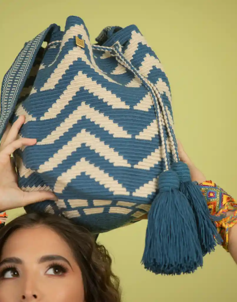 Mochila Wayuu Grande De Diseño Mgd011