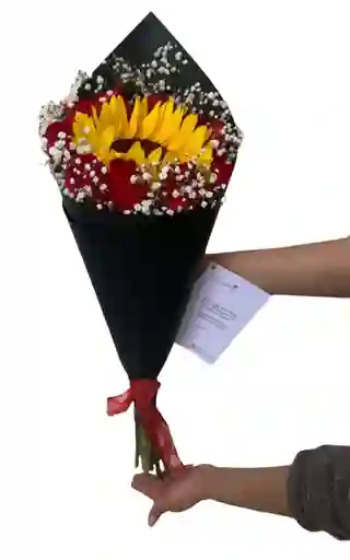 Elegante Bouquet En Cono Con Girasol Y 10 Rosas Rojas