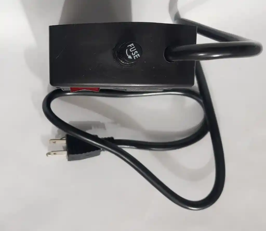 Tableta Regulador Multitoma Voltimax 8 Salidas 10a 125v 1 Metros