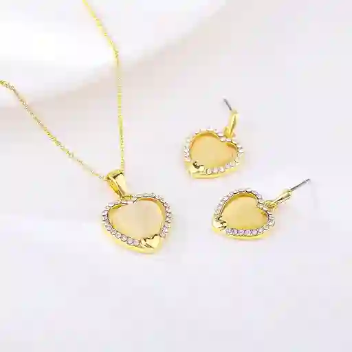 Set Aretes Y Collar Veramorest- Corazon Dorado