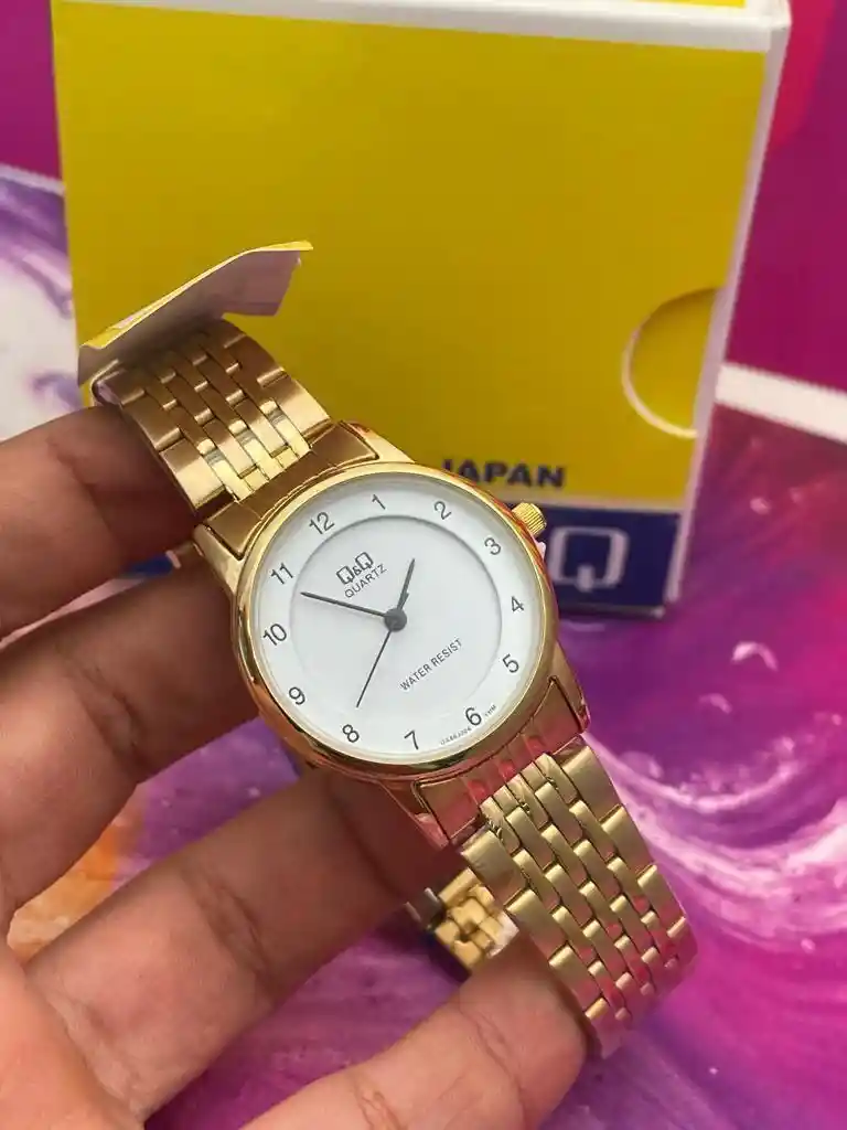 Reloj Q&q Para Dama Clásico Metalico