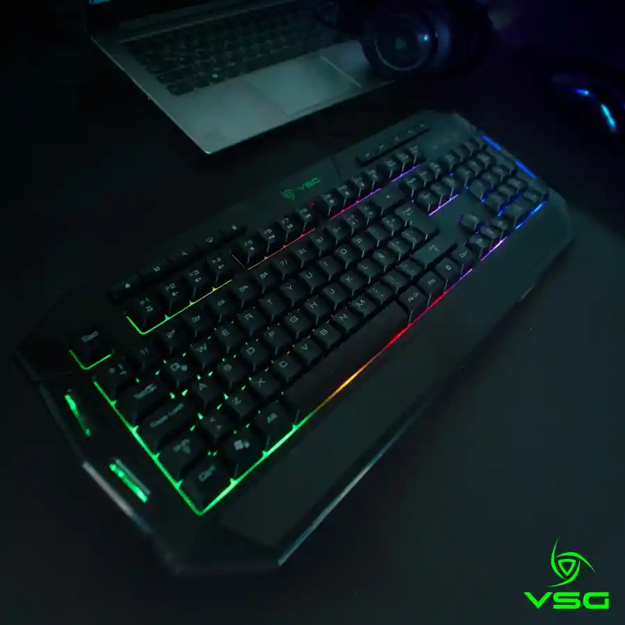 Kit Gamer Vsg Crux 4 En 1 Teclado Mouse Diadema Alfombrilla