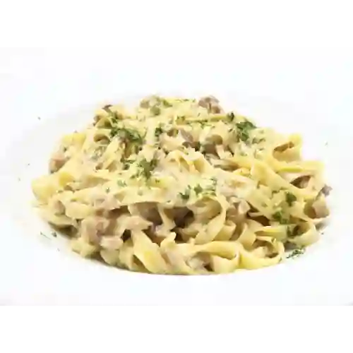 Pasta con Pollo y Champiñón.