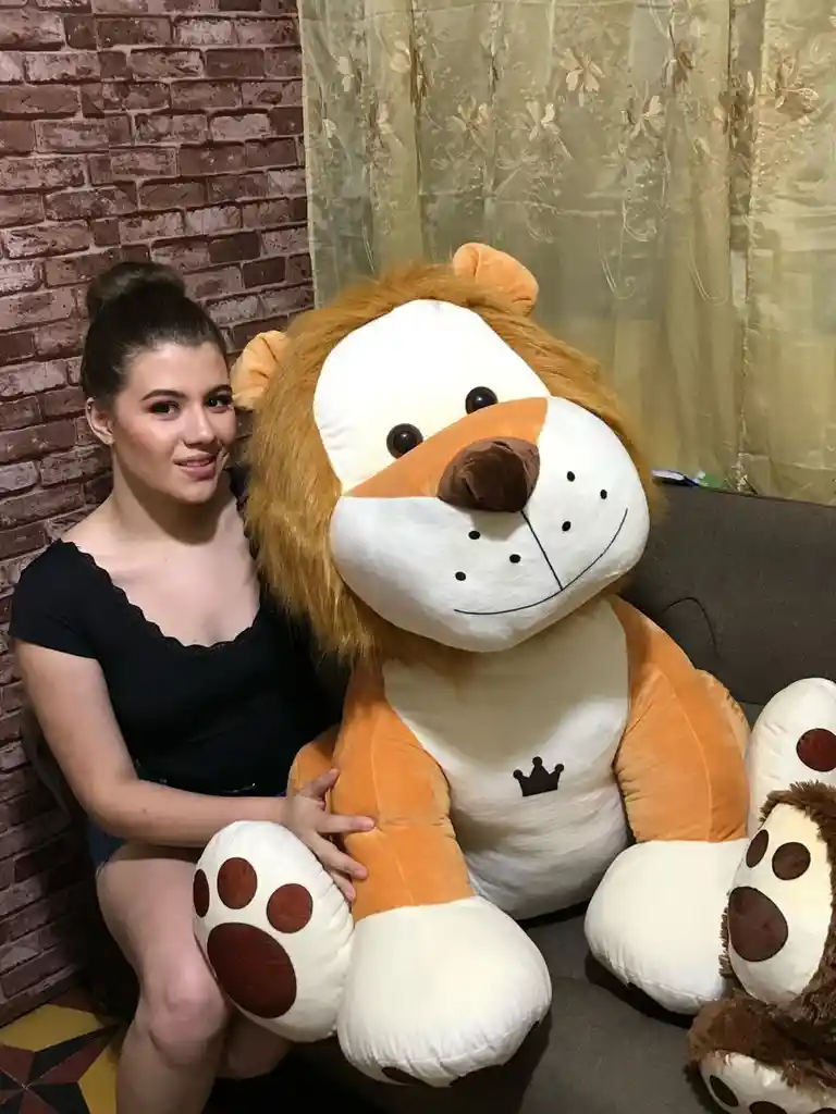 Leon De Peluche Gigante