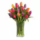 Arreglo Floral 15 Tulipanes Surtidos Cristal En Jarrón
