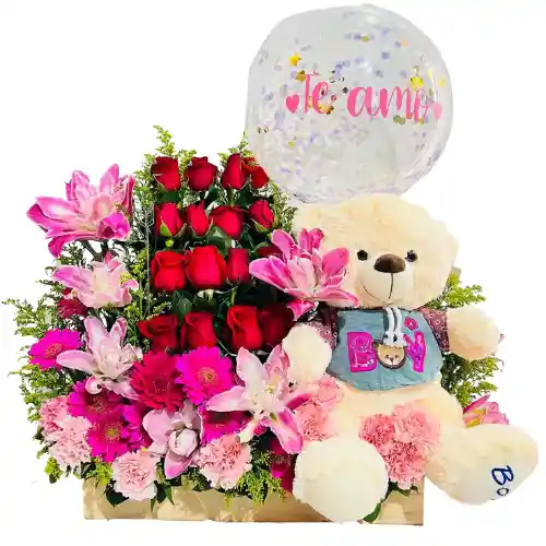 Arreglo Floral En Rosas Y Peluche