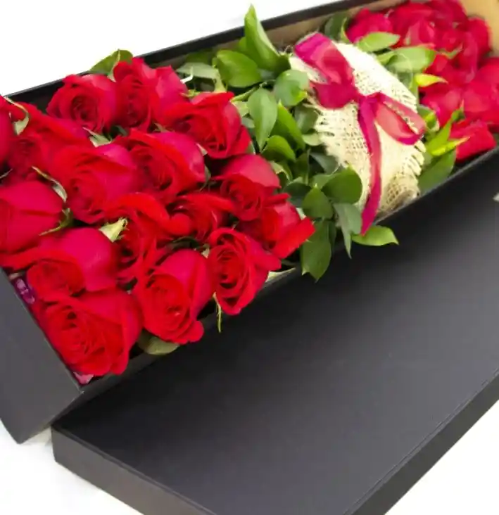 Ramo Rosas En Caja De Lujo, San Valentin