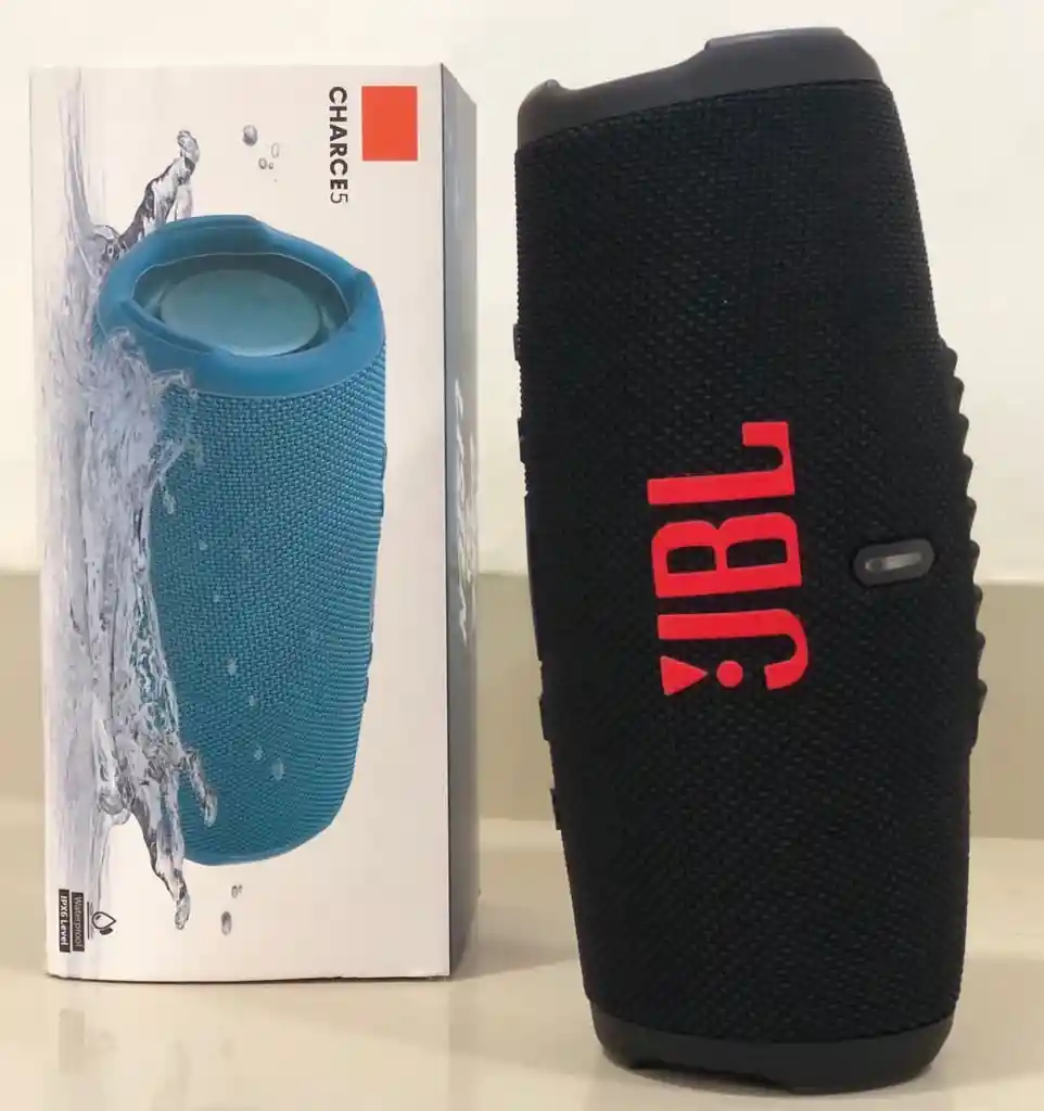 Parlante Bluetooth Jbl Cargue 5 Genérico