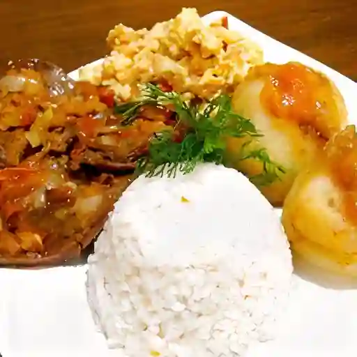 Combo Moñona