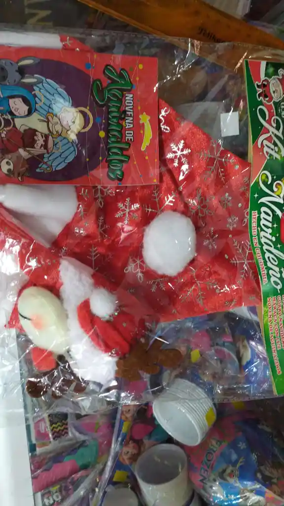 Kit De Gorro Rojo Navideño + Novena + Maraca De Papá Noel