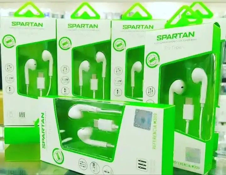 Auriculares Spartan Stereo Super Bass Con Conexión Tipo C