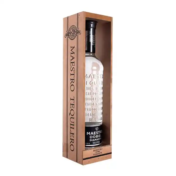 Tequila Maestro Dobel Diamante Botella