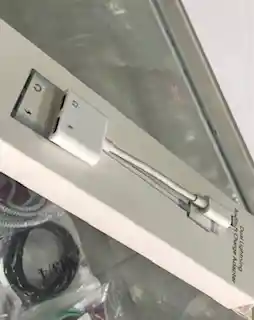 Adaptador Para Iphone/ Carga Y Audifonos
