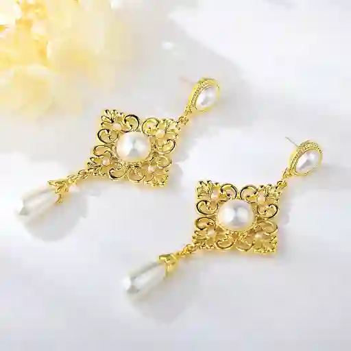 Aretes Dorados Perla Veramorest