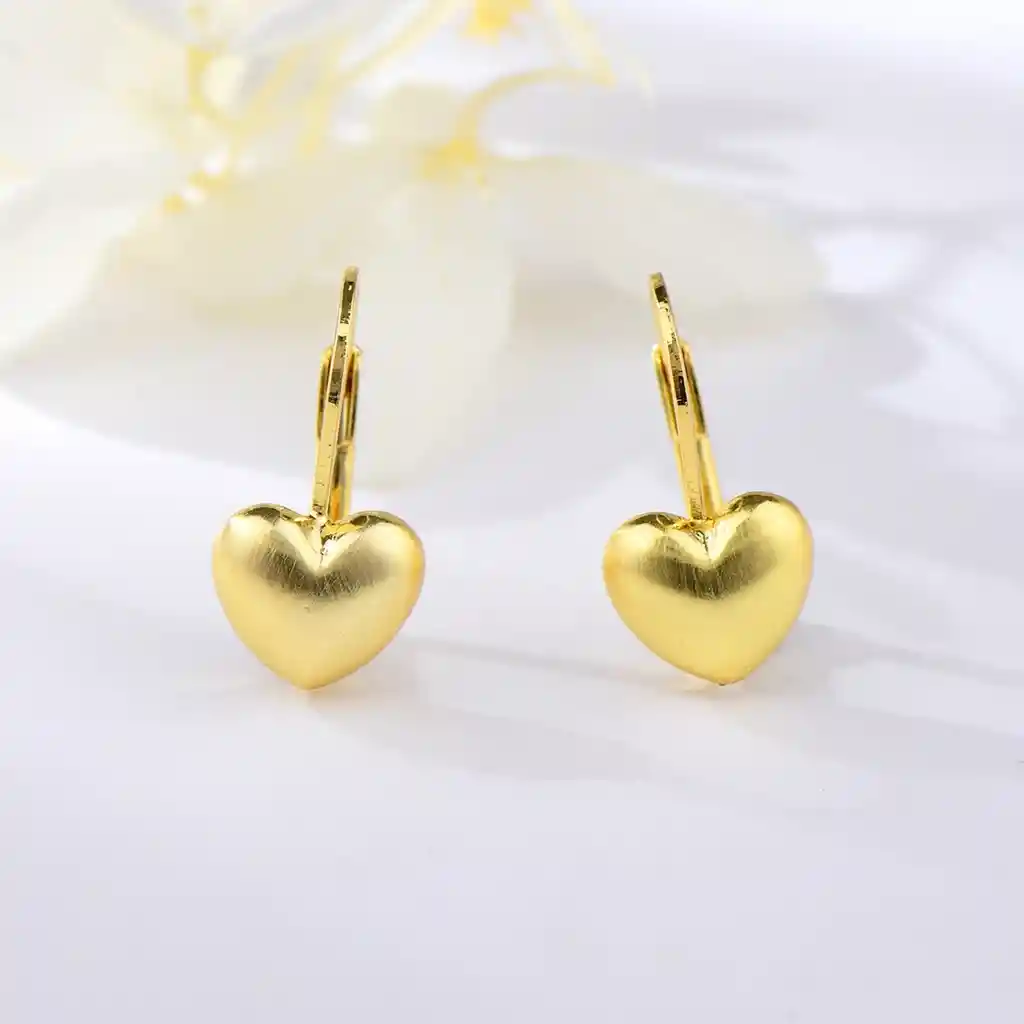 Aretes Corazón Dorado