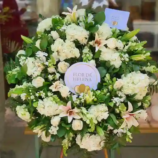 Corona Fúnebre Flor De Helena