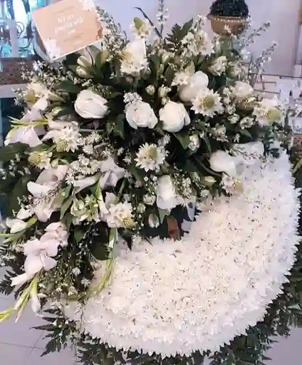 Corona Fúnebre Flor De Helena