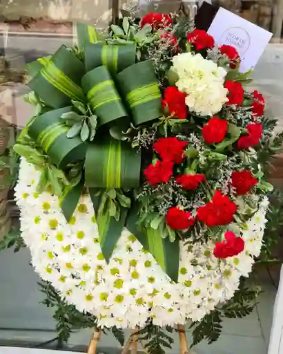 Corona Fúnebre Flor De Helena