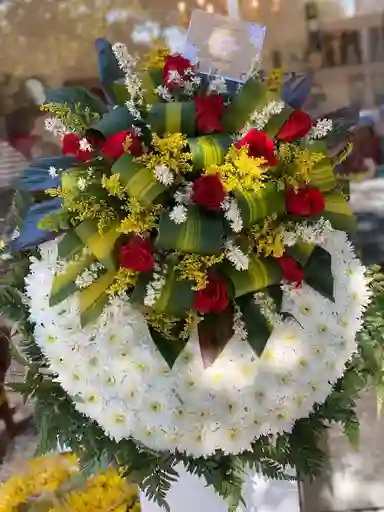 Corona Fúnebre Flor De Helena