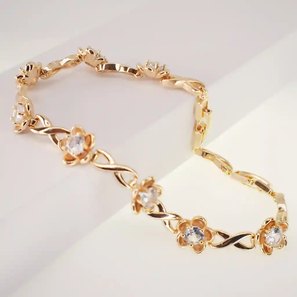 Pulsera Floral Infinito Con Zircones - Baño 18k