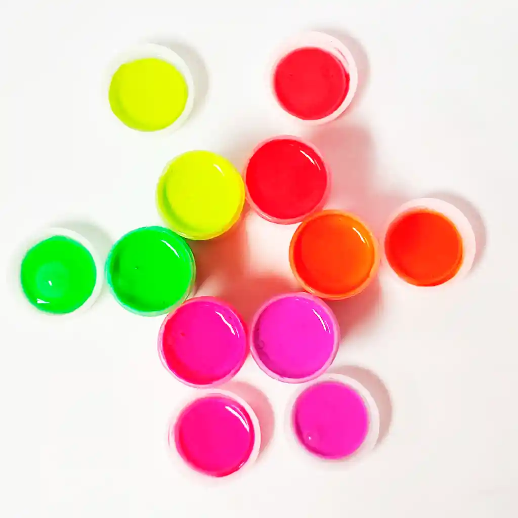 Set De Temperas Pelikan Color Boom X24 Unidades + 2 Pinceles + 1 Paleta