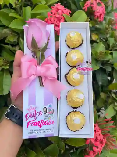 Caja De Ross Y Ferreros Bombones