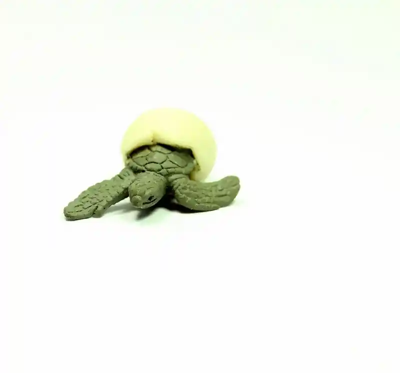 Figura Coleccionable Mini Cria Tortuga Marina Safari Ltd