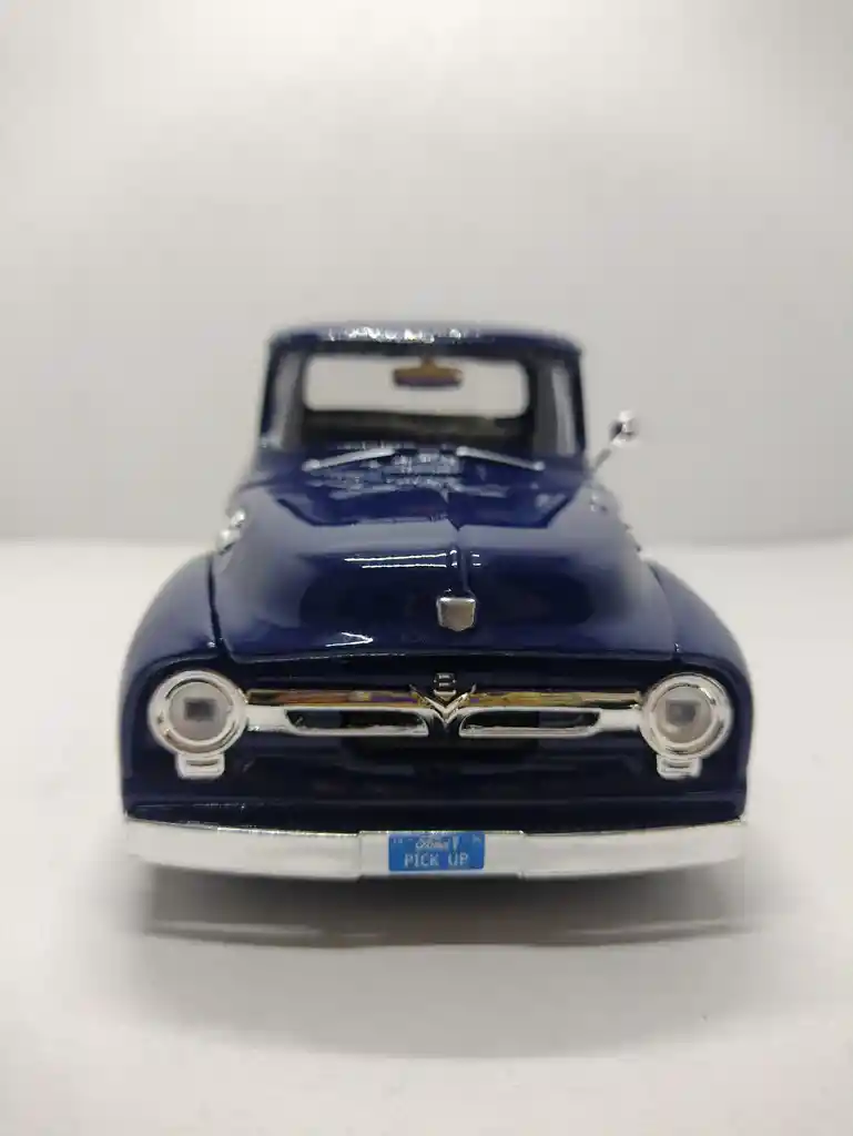 Carro De Colección Escala 1/24 Ford F100 Modelo 1956 Azul Noche