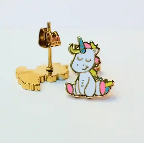 Arete Topo Esmaltado Unicornio Bebe