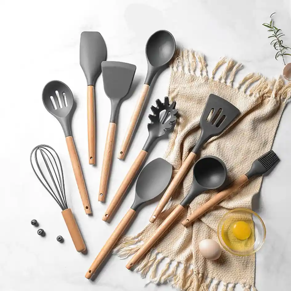 Set De Utensilios De Cocina En Silicona Madera Por 12 Piezas Gris