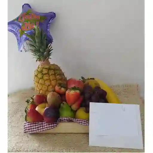 Base De Madera Con Frutas