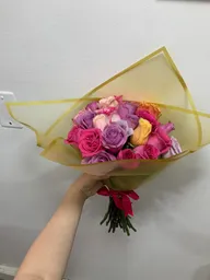 Flores Rosas Surtida Colores Ramo