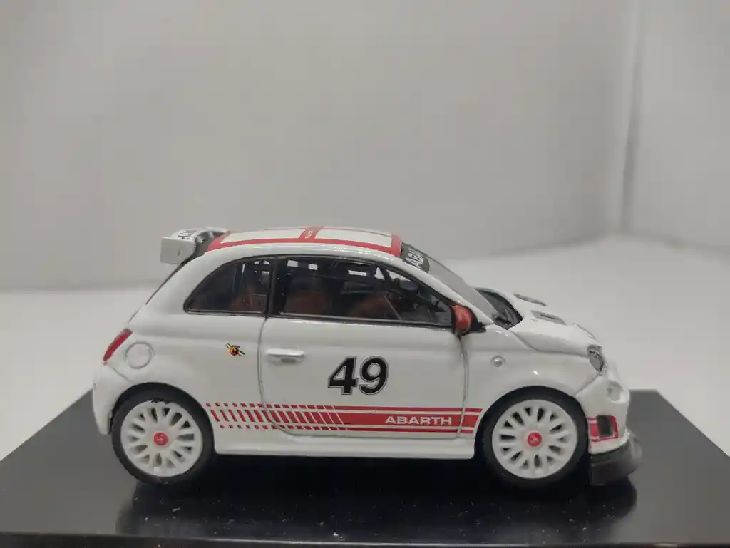Carro De Colección Abarth 500 Numero 49 Escala 1/43