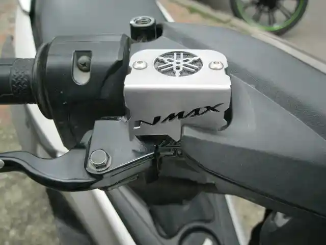 Lujo Bomba Freno Delantero - Par- Yamaha Nmax