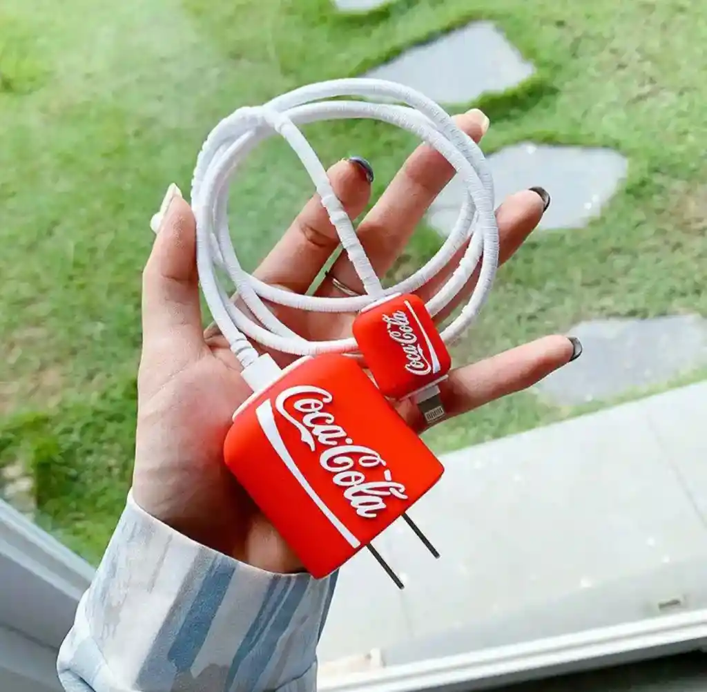 Kit Protector Cargador Y Cable Coca Cola