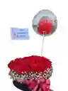 Caja De Rosas Rojas Con Yipsophilia Y Globo Personalizado