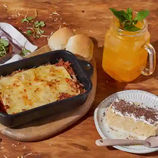 Lasaña + Postre + Soda