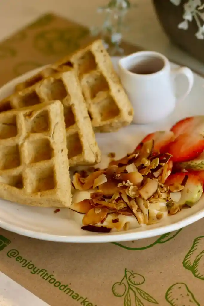 Waffles De Avena Con Fruta